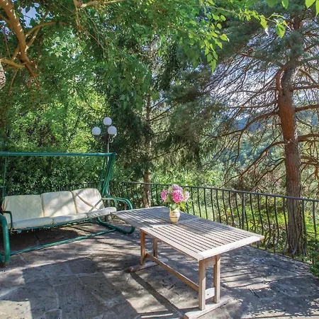 Holiday La Casina Holiday home Tortigliano